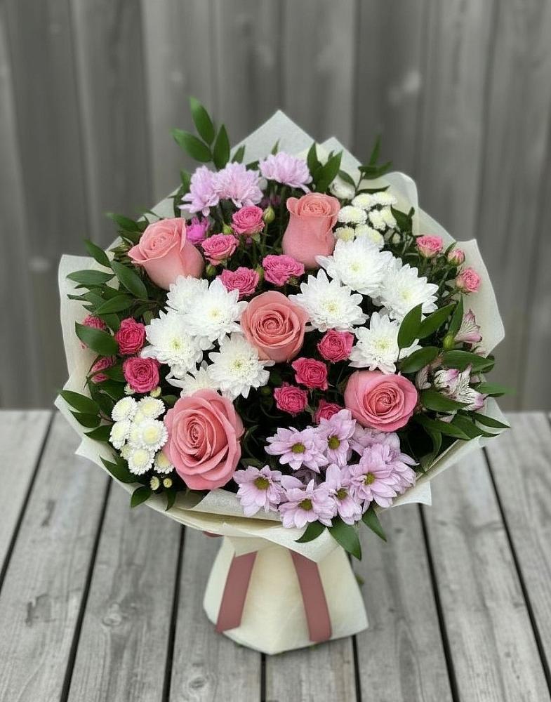 Букет цветов из: Альстромерии, Гвоздики, Розы и Хризантемы в Пионерском