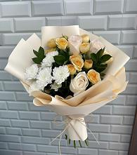 Букет цветов из:  Розы и Хризантемы в Пионерском