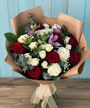 Букет цветов из:  Розы и Альстромерии #REPLACE_PRED# Пионерском