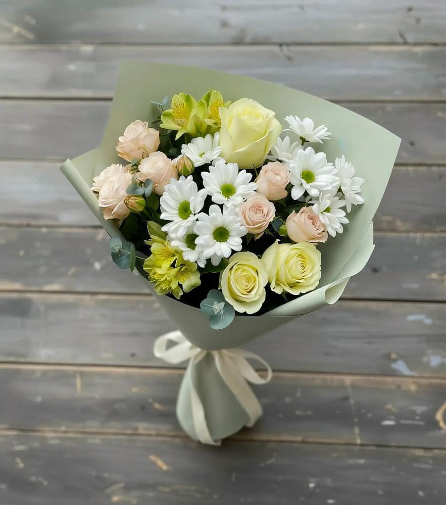 Букет цветов из: Альстромерии, Розы и Хризантемы в Пионерском