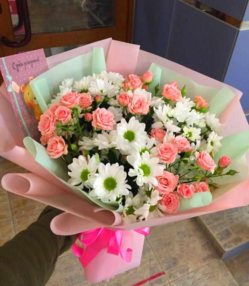 Букет цветов из: Розы и Хризантемы в Пионерском