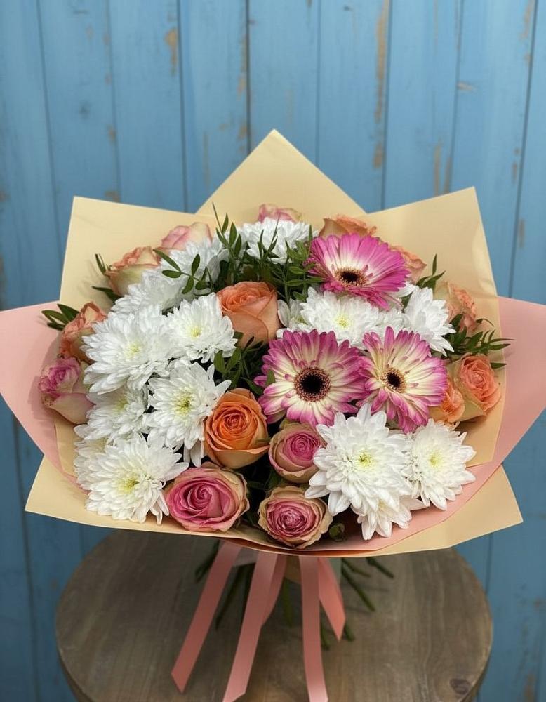 Букет цветов из: Розы, Герберы и Хризантемы в Пионерском