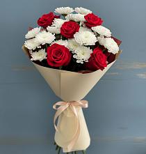 Букет цветов из:  Розы и Хризантемы в Пионерском