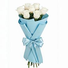 Букет 7 белых роз Проуд в Пионерском