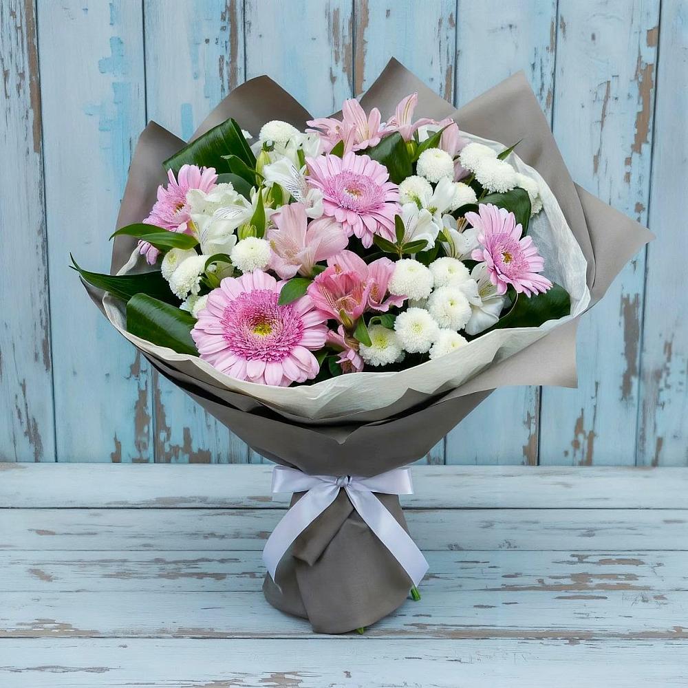 Букет цветов из: Герберы, Альстромерии и Хризантемы в Пионерском