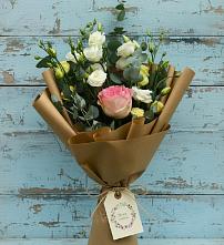 Букет цветов из:  Розы и Лизиантусы #REPLACE_PRED# Пионерском