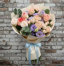 Букет цветов из:  Розы, Лизиантусы и Гвоздики #REPLACE_PRED# Пионерском